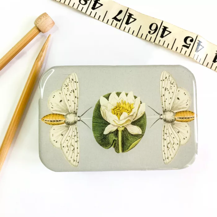 Firefly MOTH AND LOTUS smáhlutaaskja