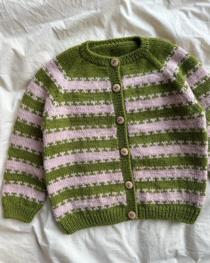 PETITE KNIT uppskrift | Key Cardigan Junior (á ensku) - Image 2